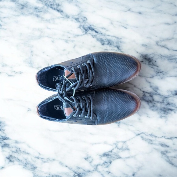 Stylish Kids' Black Dress Shoes - Picture 1 of 3